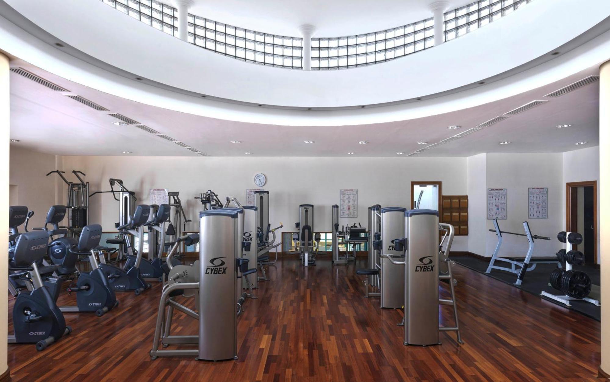 Hotel Intercontinental Jordan By Ihg Amman Exterior foto The gym at the hotel